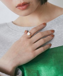 Nach(ナッシュ) chardon noir ピアス NACH（ナッシュ）の「黒豹のピアス（）」 - WEAR