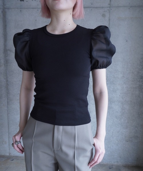 G.V.G.V.（ジーヴィージーヴィー）の「D-RING PUFF SLV RIB TOP（Tシャツ/カットソー・レディース・ホワイト/ブラック・ONE SIZE）」の2枚目の写真