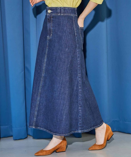 SOMETHING（サムシング）の「SOMETHING　スプレッドデニムスカート（デニムスカート・レディース・ブルー/ライトインディゴブルー・SMALL/MEDIUM/LARGE）」の4枚目の写真