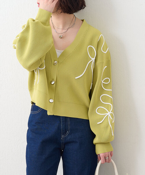 Remind me and forever(リマインドミーアンドフォーエバー)の「【2025 Spring/Summer】ライン刺繍ニットカーディガン(カーディガン/ボレロ・レディース・イエロー/オフホワイト/ブルー/ネイビー・FREE)」の13枚目の写真