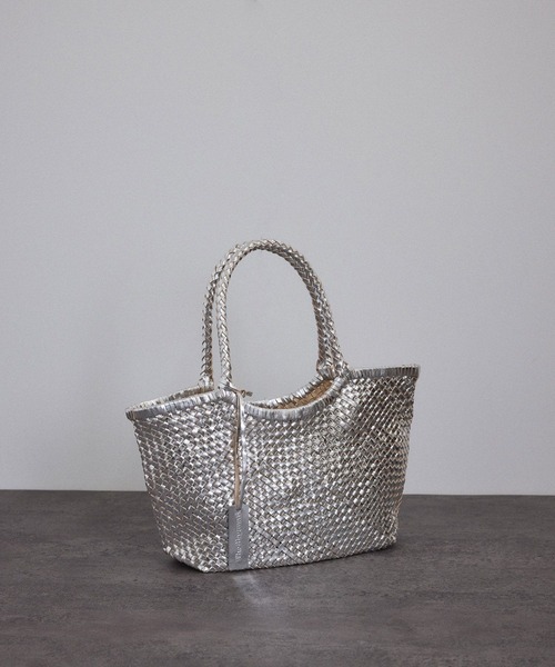 The Bagmati（ザバグマティ）の「【BAGMATI（バグマティ）】GOAT METALIC BAG（トートバッグ・レディース・シルバー・FREE）」の6枚目の写真