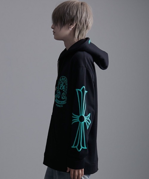 LUXE/R(ラグジュ)の「『LUXE/R/ラグジュ』サークルロゴ長袖ジップパーカー(パーカー・メンズ・ブラック・M/L/XL)」の7枚目の写真