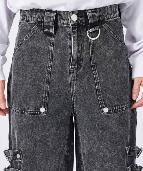 RE730（アールイーセブンサーティー）の「ベルトデザインワイドデニムパンツ（デニムパンツ・メンズ・ブラック/チャコールグレー・X-LARGE/LARGE/MEDIUM）」の15枚目の写真