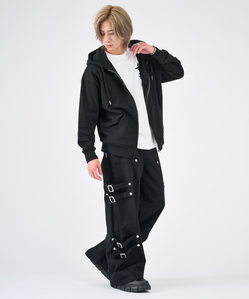 RE730（アールイーセブンサーティー）の「ベルトデザインワイドデニムパンツ（デニムパンツ・メンズ・ブラック/チャコールグレー・X-LARGE/LARGE/MEDIUM）」の10枚目の写真