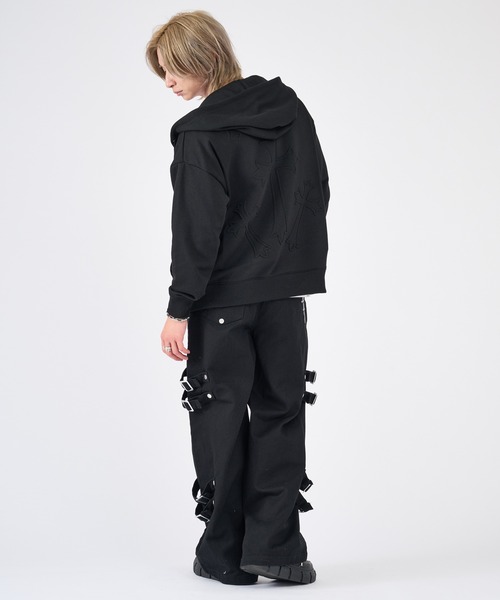 RE730（アールイーセブンサーティー）の「ベルトデザインワイドデニムパンツ（デニムパンツ・メンズ・ブラック/チャコールグレー・X-LARGE/LARGE/MEDIUM）」の11枚目の写真