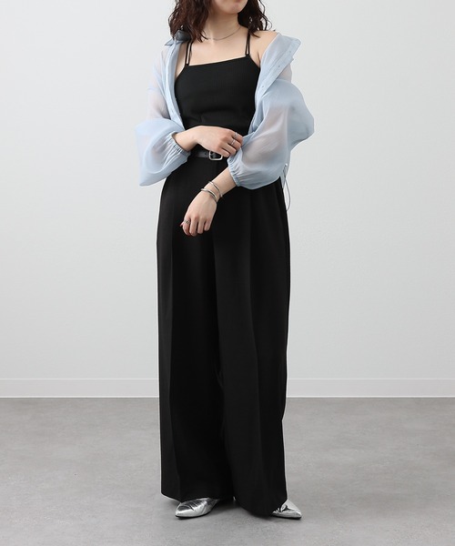 COLONY 2139(コロニートゥーワンスリーナイン)の「カップ付きバッククロステレコキャミソール(キャミソール・レディース・ブラック/オフホワイト/モカ/ライトグレー・SMALL/MEDIUM/LARGE)」の17枚目の写真