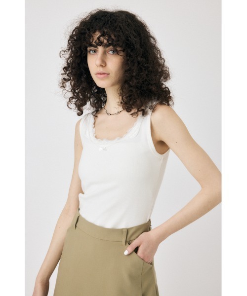 MOUSSY(マウジー)の「LACE TRIM タンクトップ(タンクトップ・レディース・グレー/アイボリー/ブラウン・FREE)」の22枚目の写真