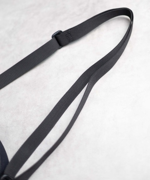 Gramicci(グラミチ)の「▲GRAMICCI(グラミチ) ▲CORDURA MINI SHOULDER BAG(ショルダーバッグ・メンズ・ブラック/オリーブ・FREE)」の15枚目の写真