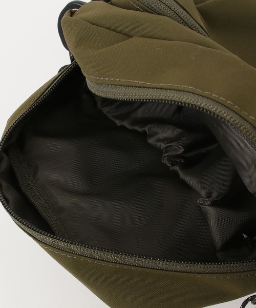 Gramicci(グラミチ)の「▲GRAMICCI(グラミチ) ▲CORDURA MINI SHOULDER BAG(ショルダーバッグ・メンズ・ブラック/オリーブ・FREE)」の13枚目の写真