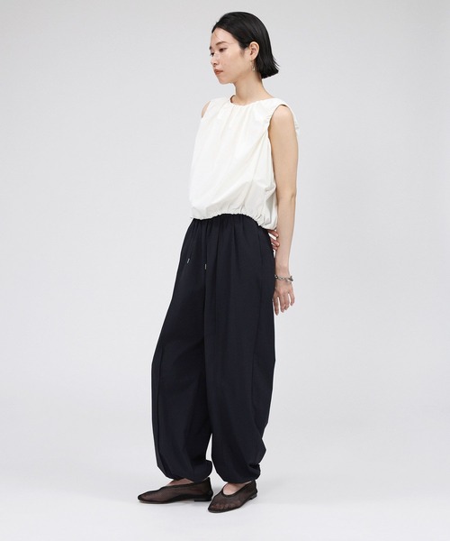 BABYLONE(バビロン)の「撥水ドロストノースリブラウス(シャツ/ブラウス・レディース・ホワイト/ブラック・フリー)」の11枚目の写真