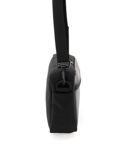 Manhattan Portage（マンハッタンポーテージ）の「Manhattan Portage/マンハッタンポーテージ ショルダーバック Pacific Jogger Bag Ver. 2 MP1404L2HPWP（ショルダーバッグ・メンズ・ブラック・FREE）」の12枚目の写真