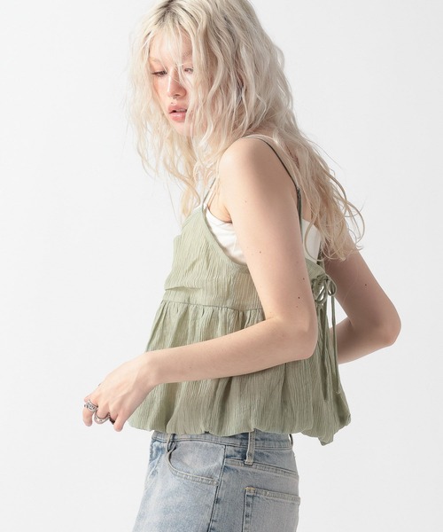 FOREVER 21（フォーエバー トゥエンティーワン）の「【2025SS】ペプラムバルーンチュニック（キャミソール・レディース・ブラック/オフホワイト/グリーン・FREE）」の8枚目の写真