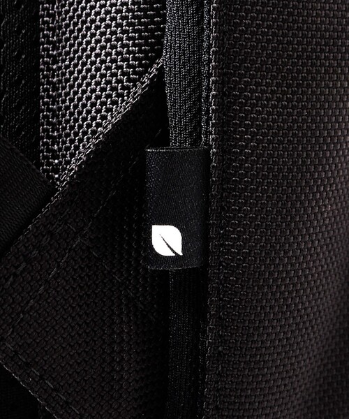 incase（インケース）の「【Incase/インケース】Tracks Backpack 25L（バックパック/リュック・メンズ・ブラック・FREE）」の8枚目の写真