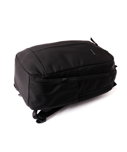 incase（インケース）の「【Incase/インケース】Tracks Backpack 25L（バックパック/リュック・メンズ・ブラック・FREE）」の12枚目の写真