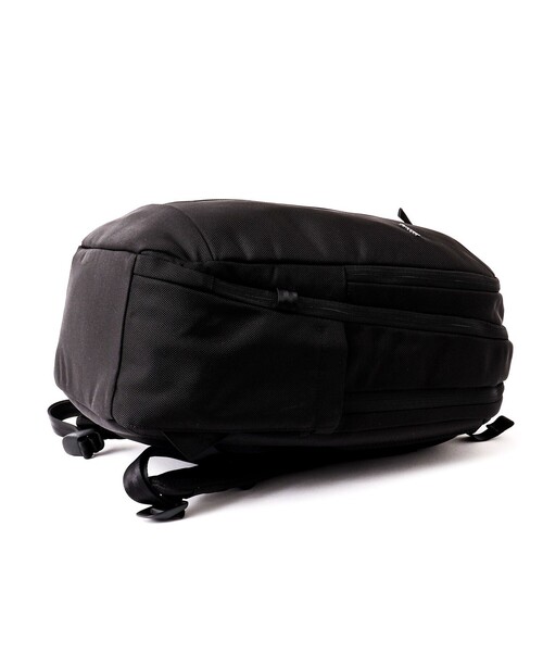 incase（インケース）の「【Incase/インケース】Tracks Backpack 25L（バックパック/リュック・メンズ・ブラック・FREE）」の13枚目の写真