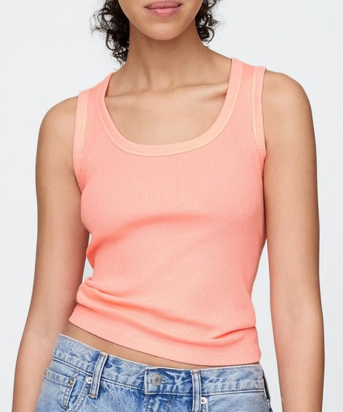 GAP（ギャップ）の「リブ スクープタンクトップ（タンクトップ・レディース・ブラック/ライトピンク/ブルー/ホワイト/ピンク/スミクロ/ベージュ・XS/S/M/L/XL/XXS）」の7枚目の写真