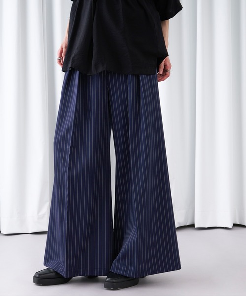 Ellno Loset(エルノロゼット)の「ストライプワイドバギーパンツ(その他パンツ・メンズ・ブラック/ネイビー・X-SMALL/MEDIUM/LARGE/SMALL)」の16枚目の写真