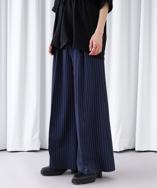 Ellno Loset(エルノロゼット)の「ストライプワイドバギーパンツ(その他パンツ・メンズ・ブラック/ネイビー・X-SMALL/MEDIUM/LARGE/SMALL)」の11枚目の写真