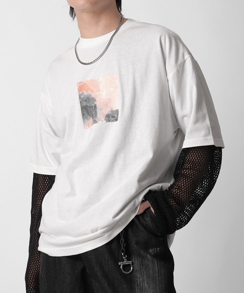 Confirm(コンファーム)の「アブストラクト絵画 フロントプリント 半袖Tシャツ メンズ レディース(Tシャツ/カットソー・メンズ・ホワイト系その他/ブラウン/ネイビー/ブラック/ホワイト/ブラック系その他・L/M)」の4枚目の写真