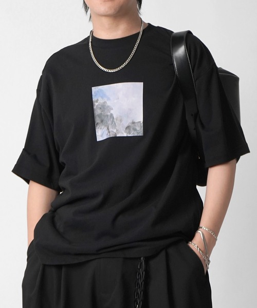 Confirm(コンファーム)の「アブストラクト絵画 フロントプリント 半袖Tシャツ メンズ レディース(Tシャツ/カットソー・メンズ・ホワイト系その他/ブラウン/ネイビー/ブラック/ホワイト/ブラック系その他・L/M)」の5枚目の写真