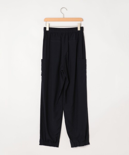 MICO COULIER(ミコクリエ)の「《接触冷感》テンセルナイロンパンツ(その他パンツ・レディース・ネイビー/ベージュ・36/38)」の13枚目の写真