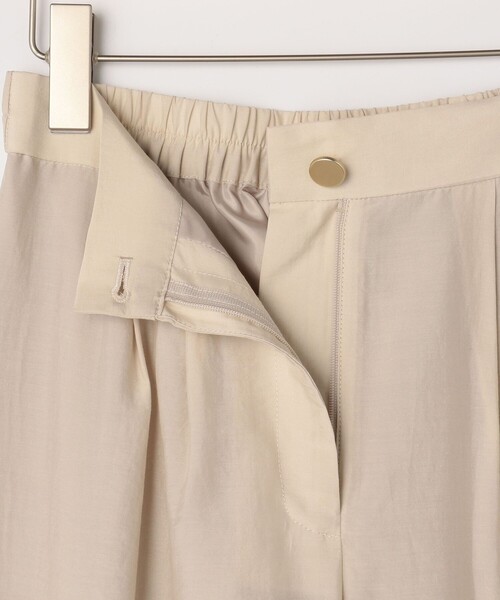 MICO COULIER(ミコクリエ)の「《接触冷感》テンセルナイロンパンツ(その他パンツ・レディース・ネイビー/ベージュ・36/38)」の8枚目の写真