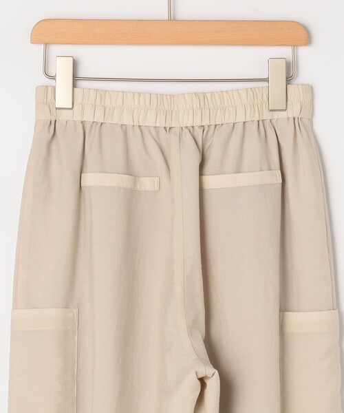 MICO COULIER(ミコクリエ)の「《接触冷感》テンセルナイロンパンツ(その他パンツ・レディース・ネイビー/ベージュ・36/38)」の7枚目の写真