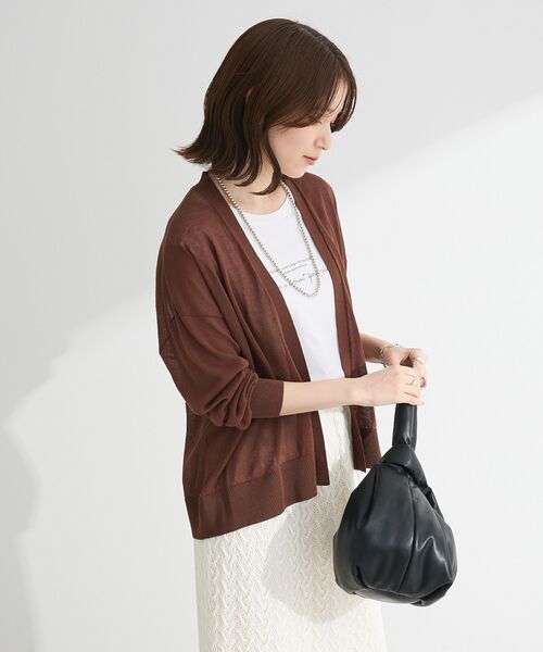 Green Parks(グリーンパークス)の「【WEB限定】接触冷感ゆったりカーディガン(カーディガン/ボレロ・レディース・ブラウン/レッド/オフホワイト/ライトグレー/ブラック・FREE)」の13枚目の写真