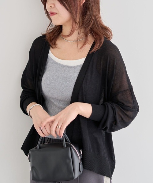 Green Parks(グリーンパークス)の「【WEB限定】接触冷感ゆったりカーディガン(カーディガン/ボレロ・レディース・ブラウン/レッド/オフホワイト/ライトグレー/ブラック・FREE)」の4枚目の写真