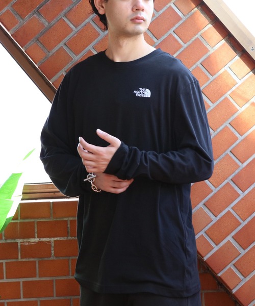 THE NORTH FACE(ザノースフェイス)の「THE NORTH FACE ロゴ ロングTシャツ(Tシャツ/カットソー・メンズ・ホワイト/ブラック/ヘザーグレー・SMALL/LARGE/X-LARGE/MEDIUM)」の13枚目の写真