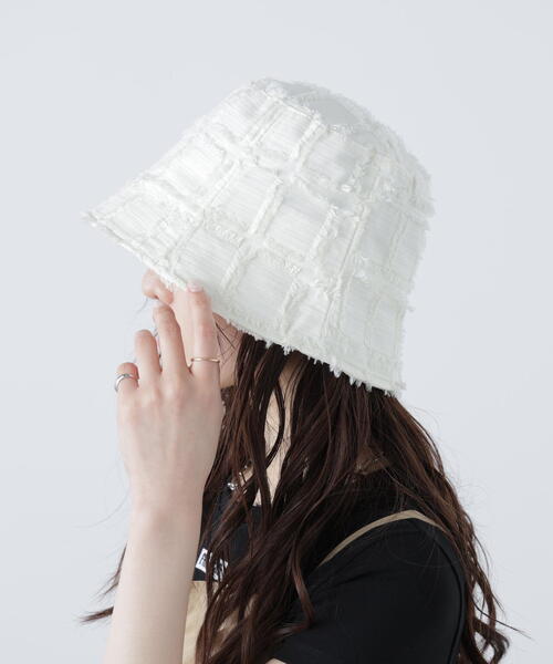 FREE'S MART（フリーズマート）の「◆スクエアフリンジハット（ハット・レディース・ブラック/ホワイト・ﾌﾘ-）」の3枚目の写真