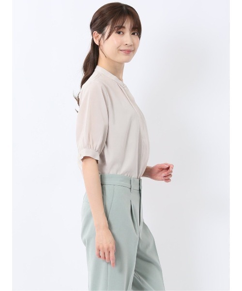 m.f.editorial(エムエフエディトリアル)の「【抗菌防臭 ウォッシャブル ストレッチ】m.f.エディトリアル レディース バンドカラー パフスリー ブ 比翼 ブラウス(シャツ/ブラウス・レディース・ベージュ/パープル/サックスブルー・MEDIUM/LARGE)」の16枚目の写真