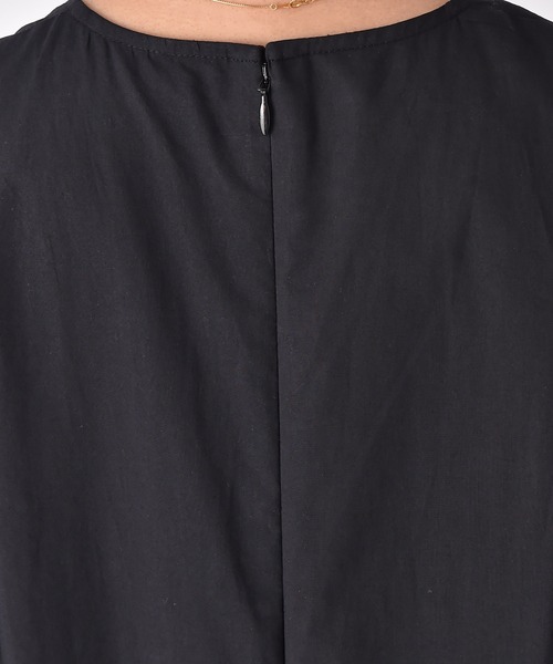 AKTE（アクテ）の「バルーンスリーブボリュームワンピース（ワンピース・レディース・ブラック/レッド・FREE/TALL）」の13枚目の写真