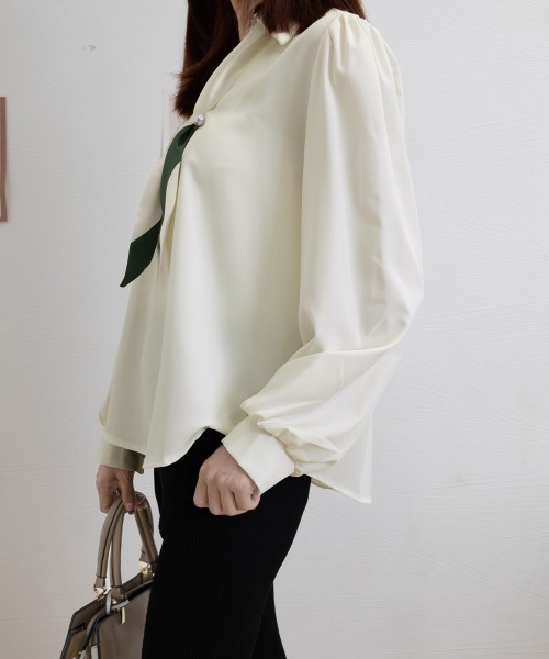 Miniministore(ミニミニストア)の「ボウタイブラウス長袖ネクタイ付きブラウス(シャツ/ブラウス・レディース・ホワイト/アイボリー・FREE)」の21枚目の写真