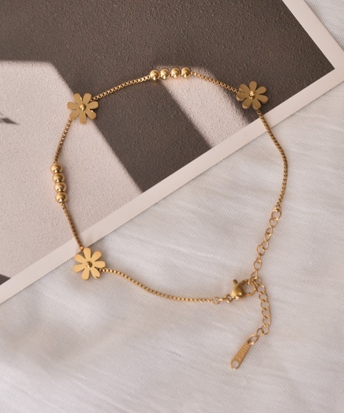 Mayree（メイリー）の「【float】フラワー×ボールビーズ デザイン シンプル ゴールド アンクレット（アンクレット・レディース・ゴールド・FREE）」の5枚目の写真