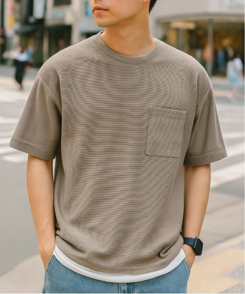 VENCEEXCHANGE(ヴァンスエクスチェンジ)の「【2点セット】ポケ付きTシャツxタンクトップセット(Tシャツ/カットソー・メンズ・ネイビー/ベージュ/オリーブ・M/L/S/LL)」の2枚目の写真