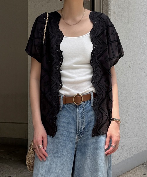 LBC（エルビーシー）の「フリンジスカラップレースカーデブラウス（シャツ/ブラウス・レディース・ホワイト/ブラック/ネイビー/ミント・M）」の2枚目の写真