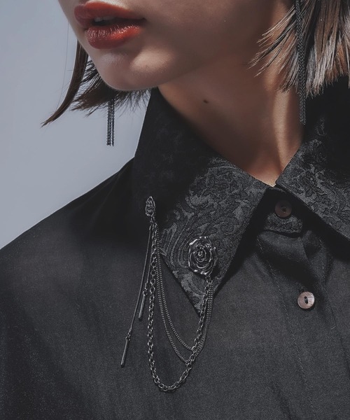 HARE（ハレ）の「モチーフチェーンブローチ(HARE)（ブローチ/コサージュ・レディース・ブラック/シルバー/シルバー系その他・FREE）」の5枚目の写真