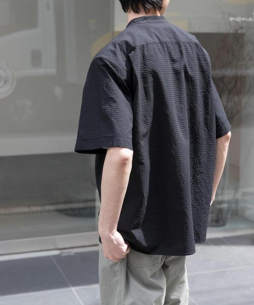 FORK&SPOON(フォークアンドスプーン)の「FORK&SPOON アニヴェンサッカーシャツ(シャツ/ブラウス・メンズ・ダークブラウン/ブラック・4/5)」の5枚目の写真