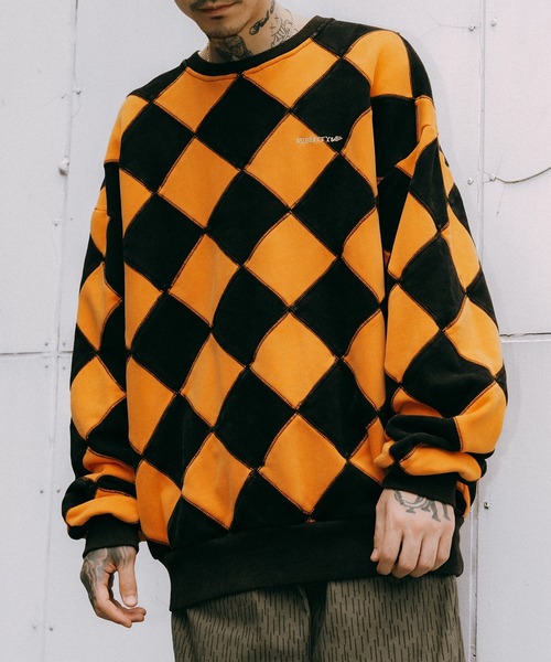 Subciety（サブサエティ）の「Line crewman sweatshirt（ニット/セーター・メンズ・ホワイト/ピンク/オレンジ/ブラウン・SMALL/X-LARGE/LARGE/MEDIUM）」の4枚目の写真