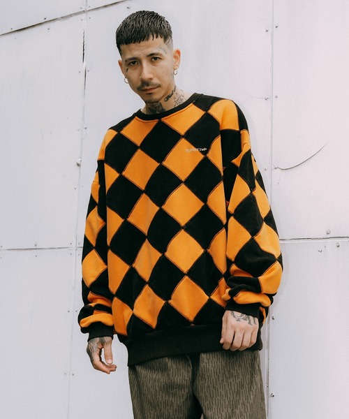 Subciety（サブサエティ）の「Line crewman sweatshirt（ニット/セーター・メンズ・ホワイト/ピンク/オレンジ/ブラウン・SMALL/X-LARGE/LARGE/MEDIUM）」の5枚目の写真