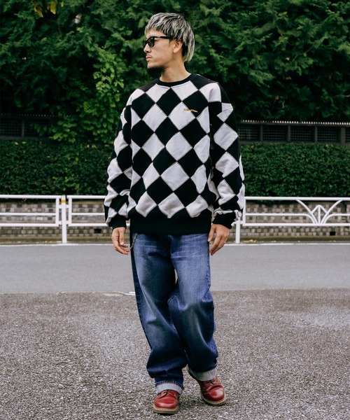 Subciety(サブサエティ)の「Line crewman sweatshirt(ニット/セーター・メンズ・ホワイト/ピンク/オレンジ/ブラウン・SMALL/X-LARGE/LARGE/MEDIUM)」の18枚目の写真