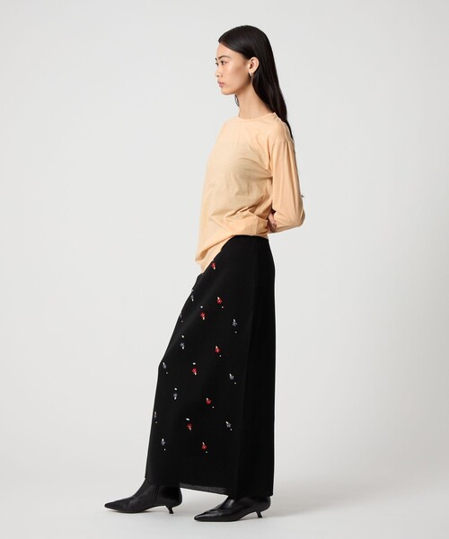 <EMMEL REFINES>EM フラワービジュー ニット スカート EMMEL REFINES＞EM フラワービジュー ニット スカート（スカート