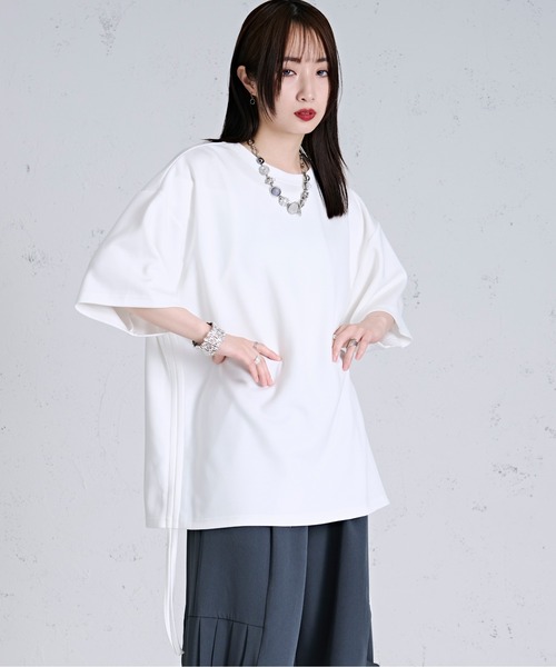 Ellno Loset（エルノロゼット）の「サイドドロストポンチTシャツ（Tシャツ/カットソー・メンズ・オフホワイト/ブラック/ブルー・MEDIUM/SMALL/LARGE）」の11枚目の写真