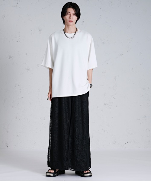 Ellno Loset（エルノロゼット）の「サイドドロストポンチTシャツ（Tシャツ/カットソー・メンズ・オフホワイト/ブラック/ブルー・MEDIUM/SMALL/LARGE）」の21枚目の写真