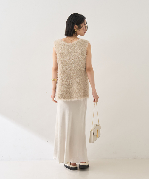 Rouge vif Anna（ルージュヴィフアンナ）の「コンビフェザーニットベスト（ニット/セーター・レディース・アイボリー/ベージュ・フリー）」の17枚目の写真