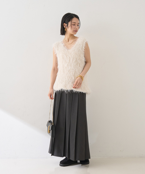 Rouge vif Anna（ルージュヴィフアンナ）の「コンビフェザーニットベスト（ニット/セーター・レディース・アイボリー/ベージュ・フリー）」の21枚目の写真