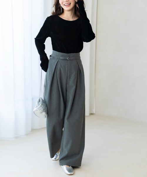UNDOVE（アンドゥーブ）の「UNDOVE　ベロア風フロッキ－シアートップス　(シアー/薄手/春服)（Tシャツ/カットソー・レディース・ライトグレー/ブラック・MEDIUM/LARGE/X-LARGE）」の5枚目の写真