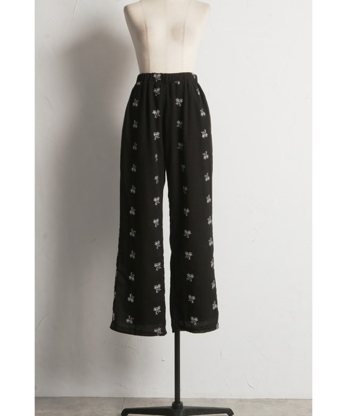 tocco closet（トッコ　クローゼット）の「【ZOZO限定】ミニフラワーエンブロイダリーパンツ　※セットアップ可能（その他パンツ・レディース・ブラック/グレー・M）」の13枚目の写真