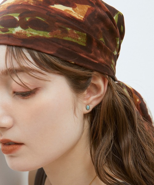 Jolie Toujours(ジョリトゥジュール)の「【汗や水に強い】〈ステンレス〉カラーストーンオーバルピアス(ピアス(両耳用)・レディース・ピンクベージュ/グリーン/ホワイト・FREE)」の8枚目の写真